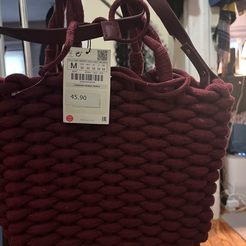 ZARA  Burgundy Knit Tote Bag